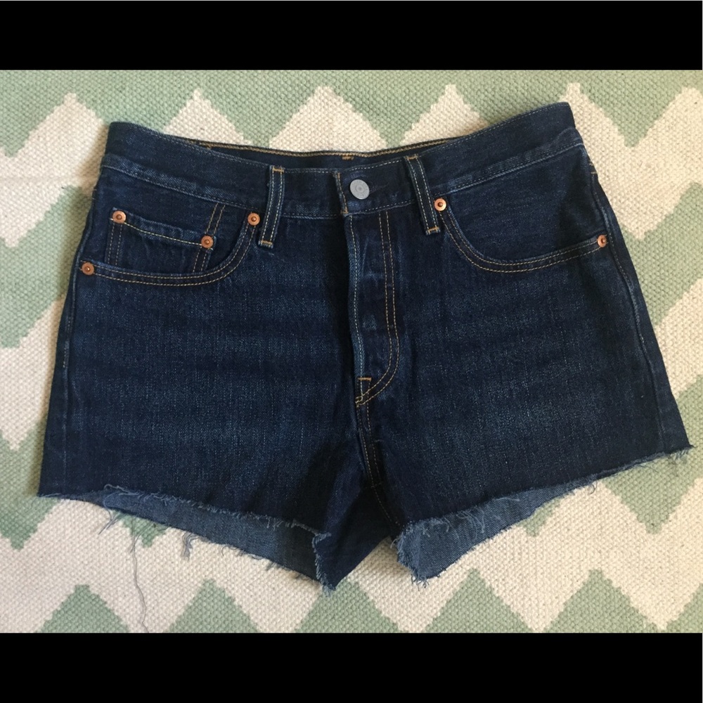 NWOT Levi's 501 button-fly shorts